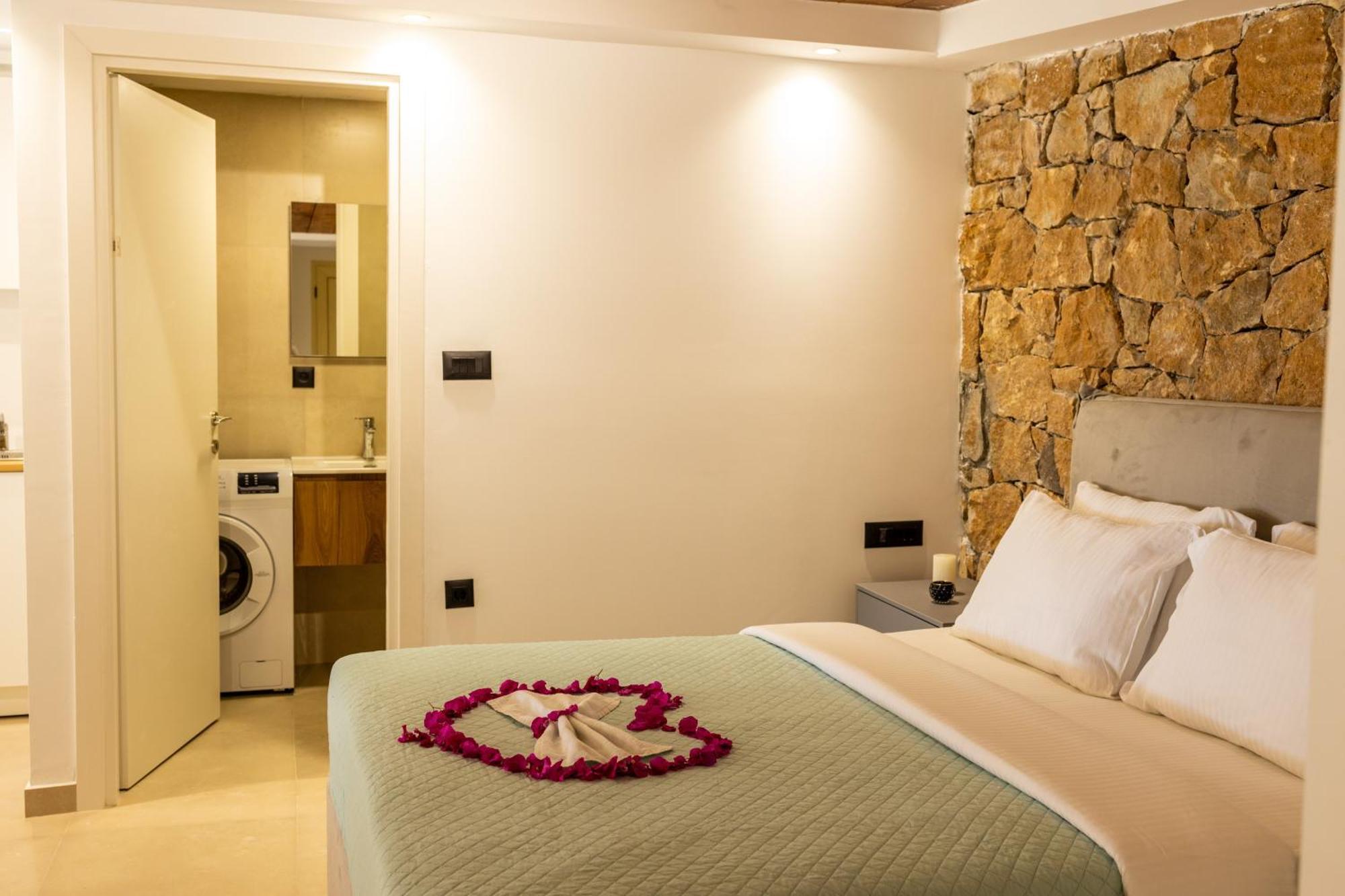 Sanimar Hotel Kassandria Bilik gambar