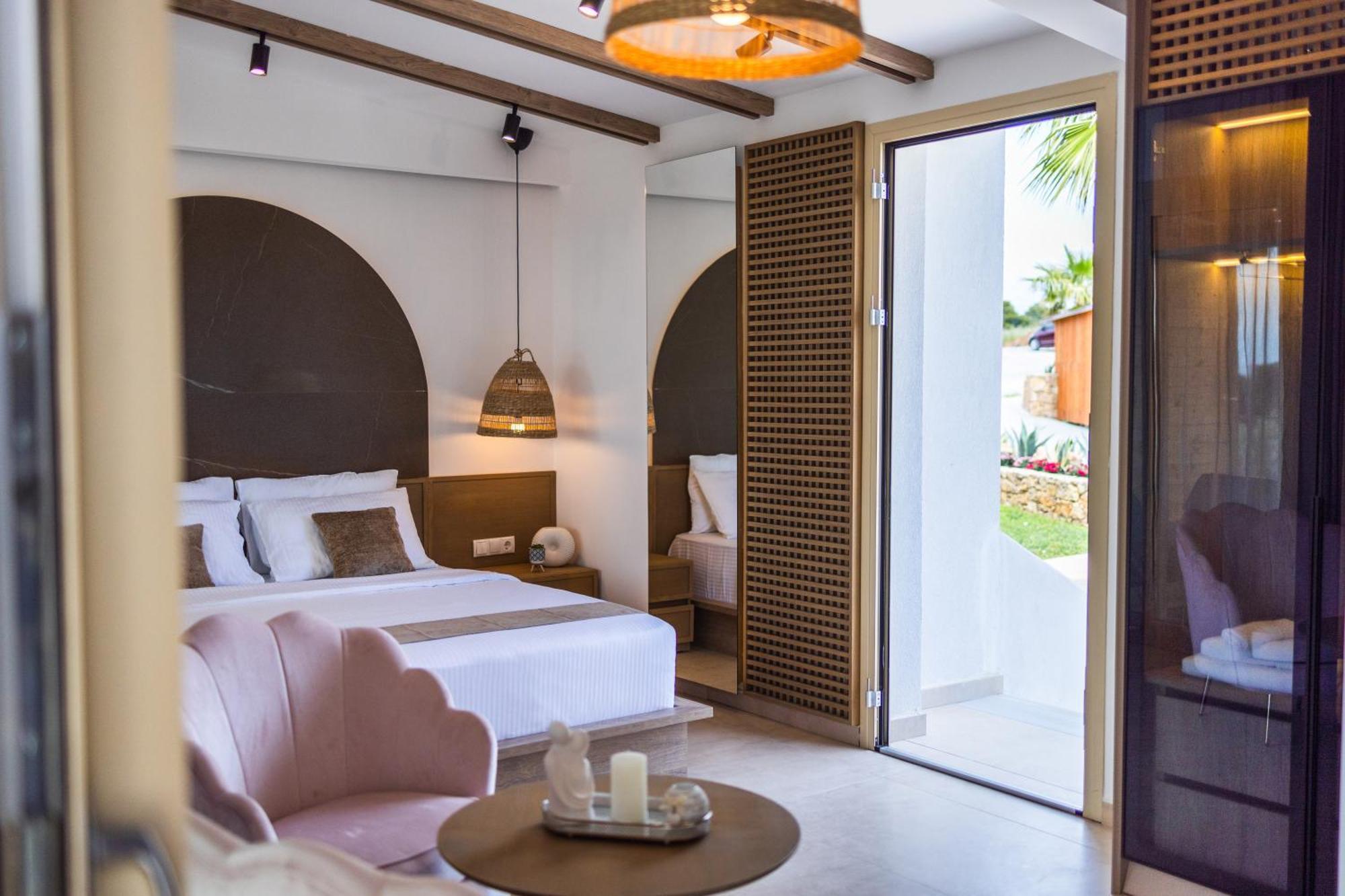 Sanimar Hotel Kassandria Bilik gambar